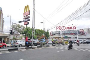 Lokasi persimpangan lampu merah, pemutaran lagu Sampai Jumpa milik Endank Soekamti. (ist) - Lagu ‘Sampai Jumpa’ Iringi Sepekan Aremania Berkabung