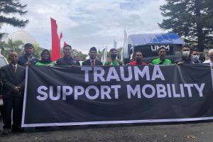 menko pmk muhadjir effendy bersama tim trauma support mobility ok. bim