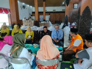 pt pegadaian kanwil xii surabaya berikan bantuan kepada korban banjir trenggalek