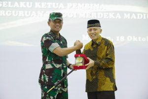 pangdam v brawijaya kunjungan kerja ke universitas merdeka madiun