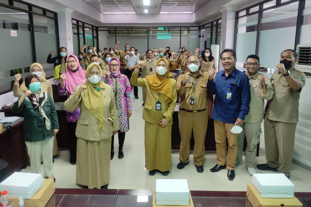 para peserta dan pemateri sosialisasi dispendukcapil