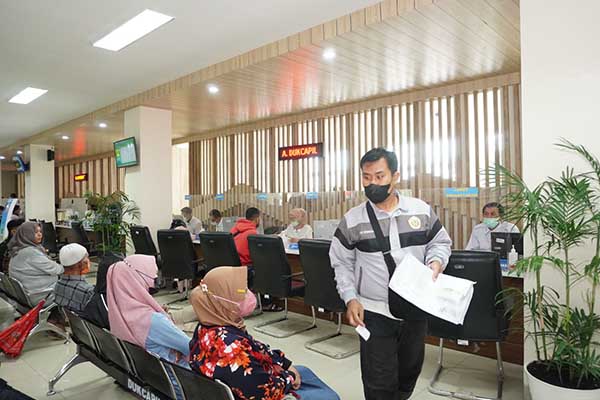Pelayanan di MPP Among Warga Kota Batu. (ist) - Jadi MPP ke-12, Pemprov Jatim Apresiasi Mall Pelayanan Publik Kota Batu