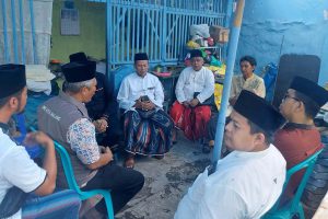 pimpinan pks kota malang dan jatim takziah keluarga korban tragedi kanjuruhan. ist