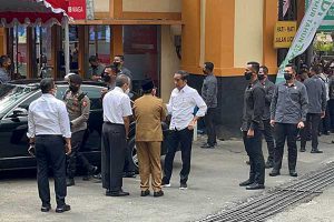 Presiden Jokowi mengunjungi korban dan keluarga meninggal dunia Tragedi Kanjuruhan. (bim) - Presiden Jokowi Pastikan Korban Tragedi Kanjuruhan Tertangani dengan Baik