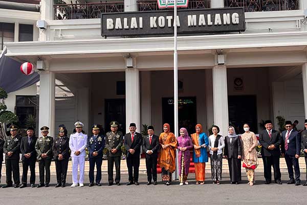 Seluruh Jajaran Forkopimda Kota Malang beserta pimpinan instansi terkait, usai Upacara Hari Kesaktian Pancasila. (bim) - Wali Kota Malang Sampaikan Pesan Ini di Peringatan Hari Kesaktian Pancasila