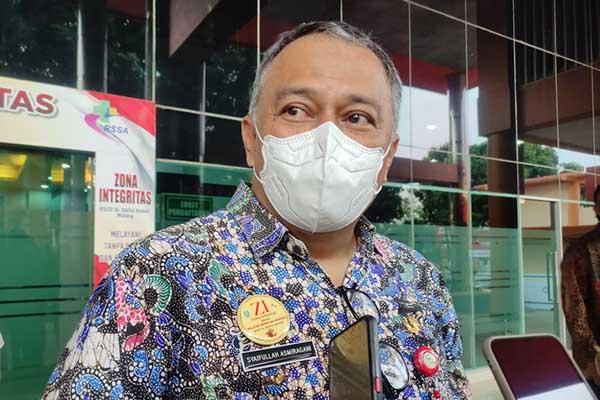 Wakil Direktur Pelayanan Medik dan Keperawatan RSSA Malang, dr. Syaifullah Asmiragani, Sp.OT(K). (rhd) - Empat Korban Tragedi Kanjuruhan Masih Kritis di RSSA Malang