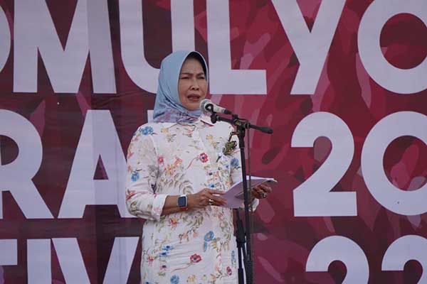 Wali Kota Batu, Dewanti Rumpoko. (ist) - Wali Kota Batu Minta Petani Bunga Kembangkan Usaha Produk Turunan