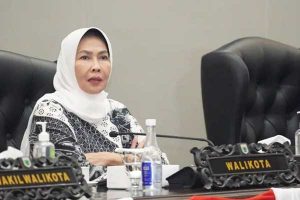 Wali Kota Batu Dewanti Rumpoko di saat Sidang Paripurna di DPRD Batu. (ist) - DPRD dan Wali Kota Batu Setujui Nota Kesepakatan KUA dan PPAS 2023