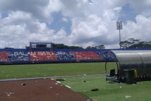 tadion kanjuruhan kepanjen kabupaten malang.