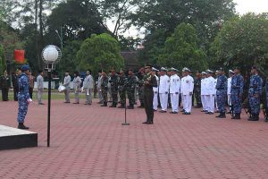 Dandim 0833 hadiri upacara ziarah nasional di TMP Suropati Malang. (ist) - Dandim 0833 Hadiri Upacara Ziarah Nasional di TMP Suropati Malang