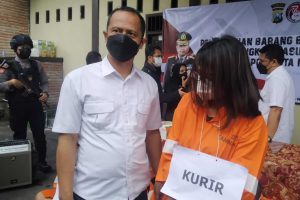 iptu hengky dan d kurir sabu sabu dari pengedar surabaya