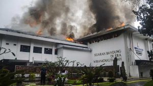 Kebakaran Balai Kota Bandung. (ist) - Balai Kota Bandung Kebakaran!