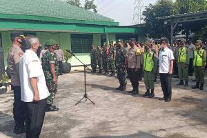 Apel sinergisitas TNI-Polri dan Pemerintah Kecamatan Kedungkandang jaga kondusifitas wilayah. (ist) - Apel Sinergisitas TNI-Polri dan Pemerintah Kecamatan Kedungkandang Jaga Kondusifitas Wilayah