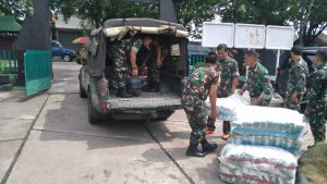 erupsi kembali terjadi di semeru korem baladhika jaya kirim logistik 1