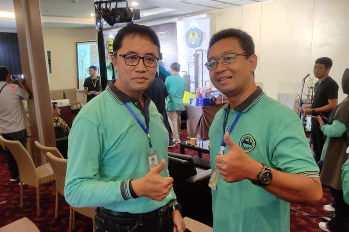 Dekan Teknik Kimia ITN Malang dan Ketua Panitia Reuni Akbar. (rhd) - Reuni Akbar Perdana Teknik Kimia ITN Malang, Animo Alumni Diluar Ekspetasi