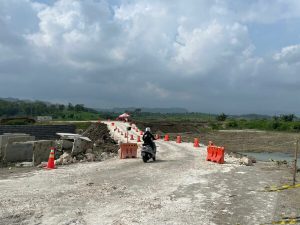 jalan darurat jalur bojonegoro nganjuk kembali dibuka ok