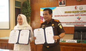 pemkab bojonegoro bersama kejaksaan negeri bojonegoro menandatangani nota kesepakatan atau memorandum of understanding mou tentang penanganan masalah hukum1