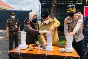 proses pemusnahan barang bukti sabu sabu dan pil ll dengan cara diblender