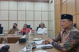 Rapat pembahasan rencana program ekskul pemantapan Kitab Suci. (ist) - Komisi C DPRD Batu Dukung Program Pembelajaran Kitab Suci bagi Pelajar di Kota Batu