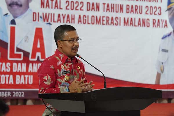 Wawali Batu Punjul Santoso memberikan Sambutan. (ist) - FLLAJ se-Malang Raya Gelar Pertemuan untuk Hadapi Libur Nataru