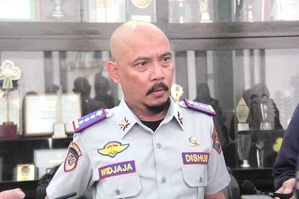 Hasil Audiensi Sopir Angkot, Penerapan Uji Coba Jalur Satu Arah Menghitung Hari 1 Kepala Dinas Perhubungan Kota Malang, Widjaja Saleh Putra. (ws7) - Hasil Audiensi Sopir Angkot, Penerapan Uji Coba Jalur Satu Arah Menghitung Hari