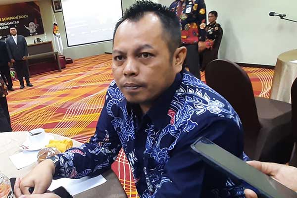 Ketua KPU Jatim, Choirul Anam. (dik) - KPU Jatim Siapkan PPK Verifikasi Bakal Calon DPD RI