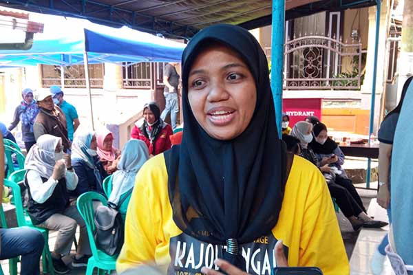Ketua Pokdarwis Kayutangan Heritage, Mila Kurniawati. (ws7) - Trotoar Jadi Korban, Kayutangan Heritage Butuh Segera Kantong Parkir Luas
