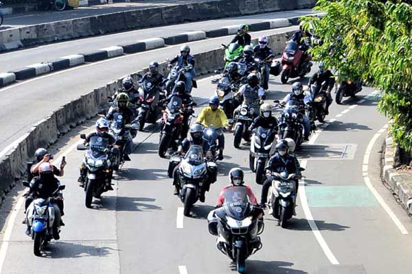 Klub motor gede. (ist) - Klub Moge Minta Masuk Tol, Sudah Bayar Pajak Belasan Juta