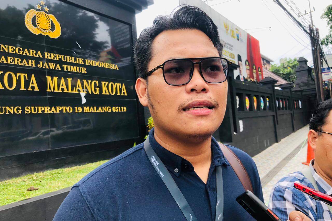 koordinator lembaga bantuan hukum lbh pos malang daniel alexander siagian1