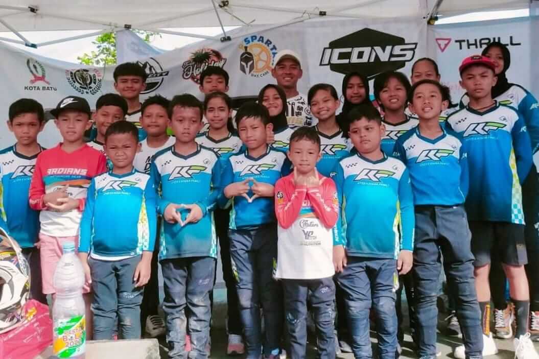 para atlet muda bmx kota batu di ajang kejuaraan bmx gcc sleman. 1