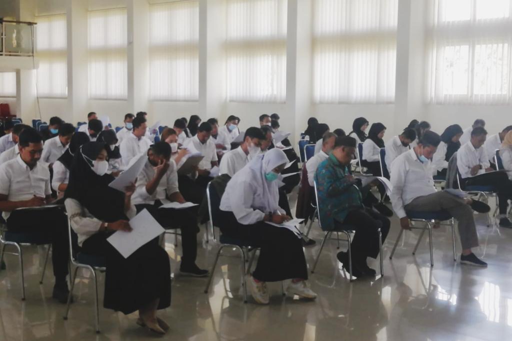 proses tes tulis di smk muhammadyah 1 kepanjen