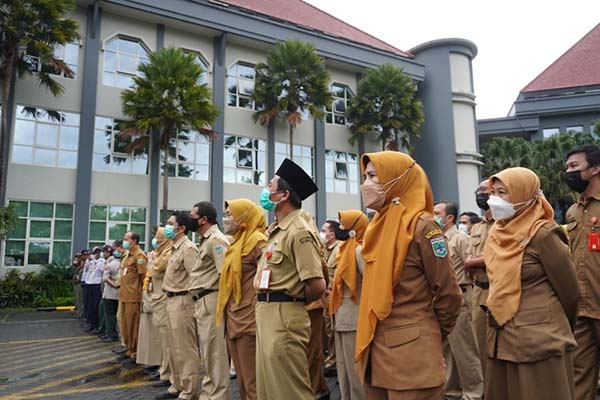 Ilustrasi Pegawai Pemkot Batu mengikuti kegiatan Apel. (ist) -