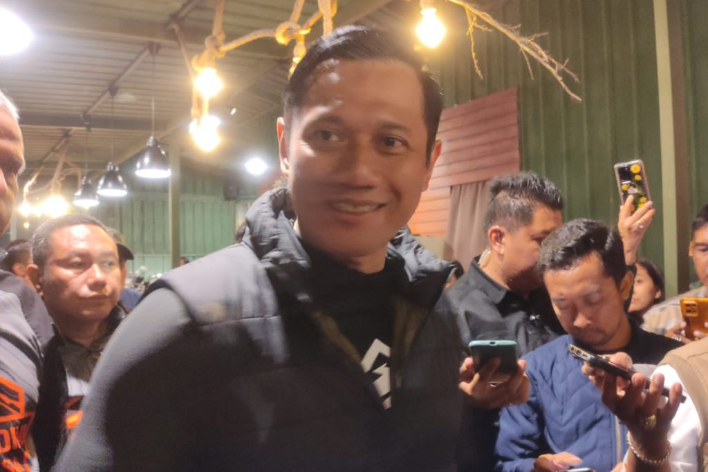 agus harimurti yudhoyono, AHY, jawab pertanyaan, awak media,
