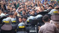 ft kericuhan stadion jatidiri.(ist) - Polda Jateng Soal Gas Air Mata Stadion Jatidiri: Sudah Sesuai SOP