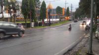 Lokasi jalan Terusan Dieng, masih terjadi genangan pasca pembangunan drainase baru. (ws7) - Respon Keluhan Genangan di Jalan Terusan Dieng, DPUPRPKP: Lihat Dulu Kontur Jalannya
