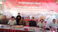polda jatim ungkap 455 ton solar bersubsidi dan mengmankan 27 tersangka