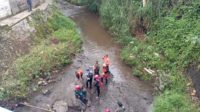 Proses pencarian. (ist) - Pencarian Balita Hanyut Karangploso, Hari Ke-5 Rafael Tak Kunjung Ditemukan