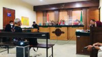 proses persidangan kasus pengrusakan stadion kanjuruhan jpu hadirkan hrd pt aca dalam persidangan ke 4 kasus pembongkaran stadion kanjuruhan