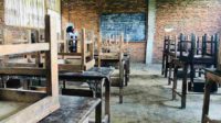 ruang kelas sdn 3 mendalanwangi hasil dari swadaya wali murid.wul