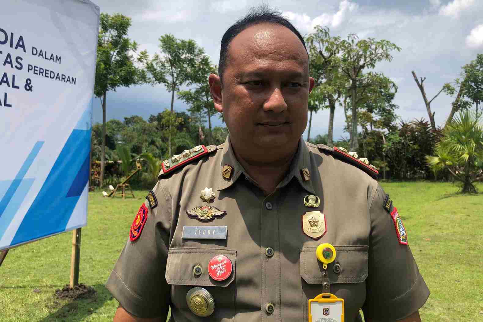 kabid perlindungan masyarakat pol pp teddy wiryawan priambodo