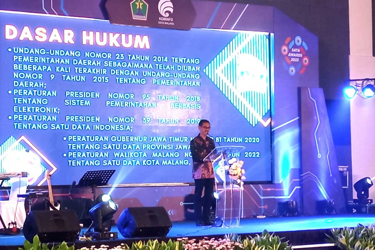 Muhammad Nur Widianto, Kadiskominfo Kota Malang saat berikan sambutan. (ws7) - Wali Kota Malang Apresiasi Peraih Satu Data Award 2023, Dorong Update Kinerja Satker