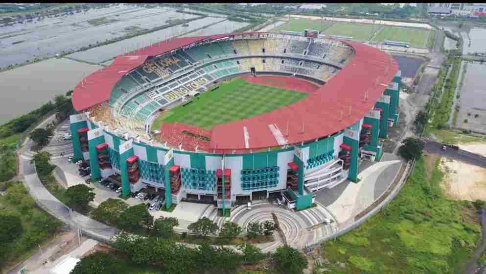 stadion gbt (gelora bung tomo) surabaya