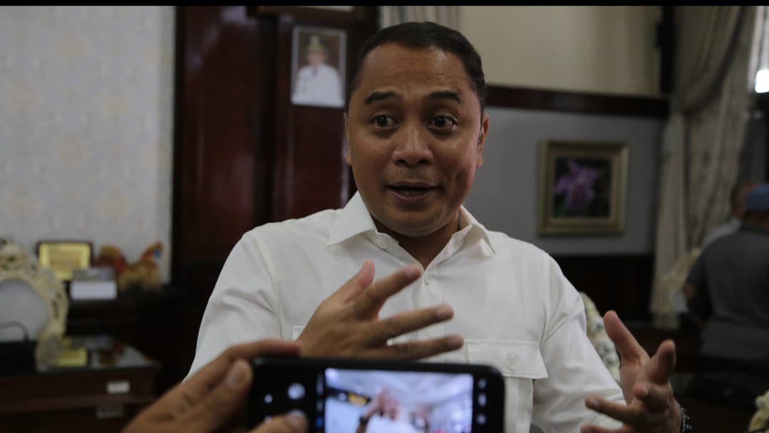 wali kota surabaya eri cahyadi 1