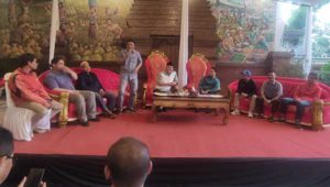 Ketua PWI Malang Raya, Cahyono memberikan sambutan. (dik) - Ahmad Basarah Apresiasi Tujuh Organisasi Wartawan se-Malang Raya Berkumpul Bersama