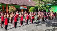 babinsa kedungkandang masuk sekolah sdn wonokoyo 1 berikan wasbang dan pbb. (ist) - Babinsa Kedungkandang Masuk Sekolah SDN Wonokoyo 1 Berikan Wasbang dan PBB