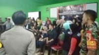 Babinsa Tunjungsekar monitoring rapat pleno terbuka rekapitulasi DPHP 2024. (ist) - Babinsa Tunjungsekar Monitoring Rapat Pleno Terbuka Rekapitulasi DPHP 2024