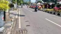 drainase di tepi jalan panglima sudirman yang akan menerapkan saluran box utilitas (dik) - Revitalisasi Drainase Pangsud akan Jadi Percontohan di Kota Batu