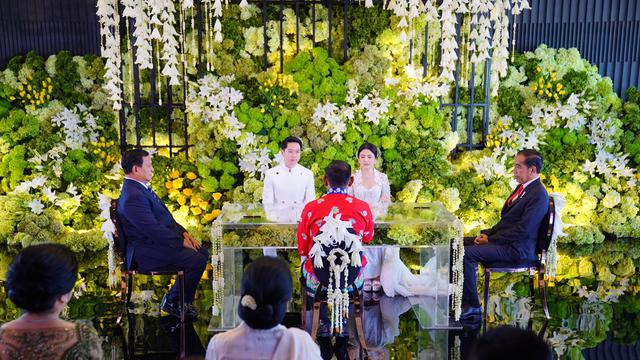 Pengesahan pernikahan Kevin Sanjaya dan Valencia Tanoesoedibjo. (ist) - Presiden Jokowi dan Menhan Prabowo Jadi Saksi Pernikahan Kevin Sanjaya-Valencia Tanoesoedibjo