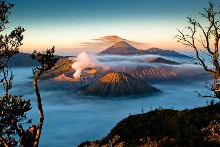 Ilustrasi Gunung Bromo. (ist) - Awas Kecele, TNBTS Keluarkan Peraturan Ini Selama Libur Idulfitri