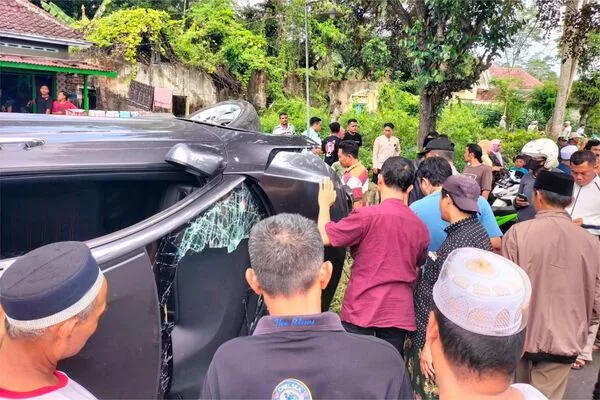 kejadian kecelakaan lalulintas di wajak.(ist) - Tingkat Laka Operasi Semeru Ketupat 2023 Kabupaten Malang Meningkat
